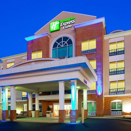 Holiday Inn Express Hotel & Suites Woodbridge, An Ihg Hotel Екстер'єр фото